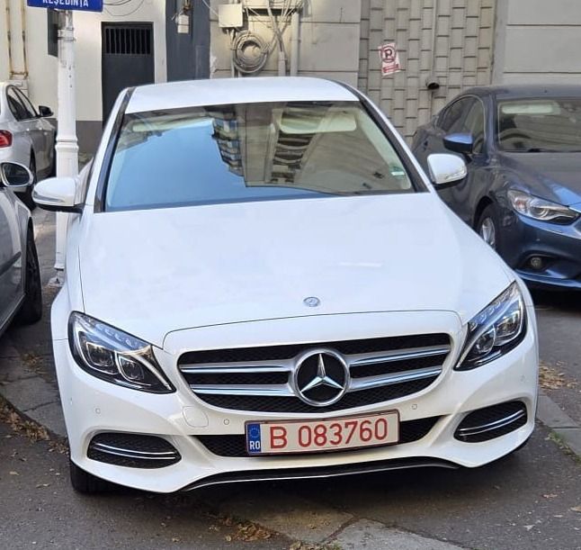 Autoturism Mercedes C-Class alb